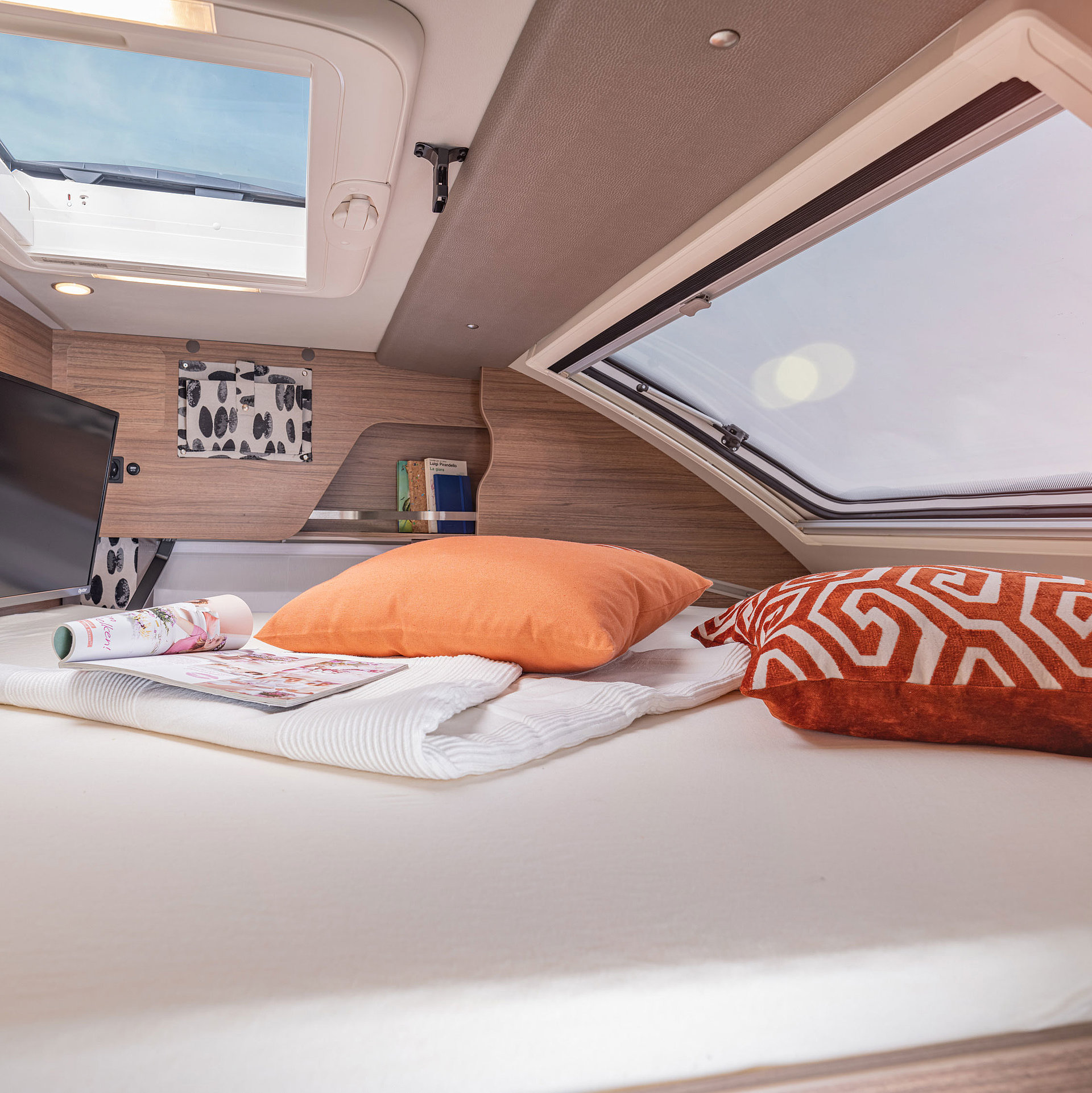 KNAUS TOURER VAN VANSATION Bett