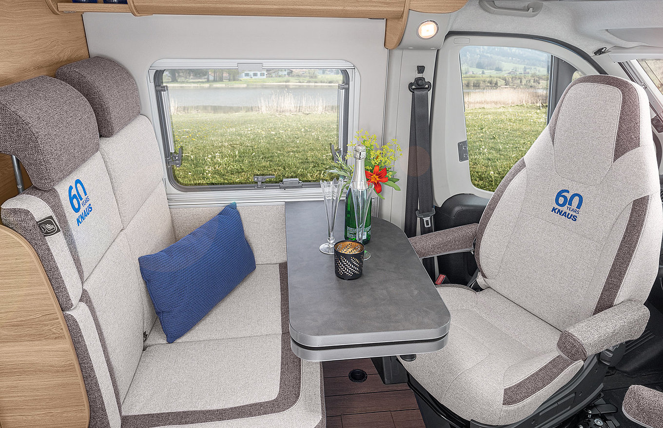 knaus boxstar 60 years tisch